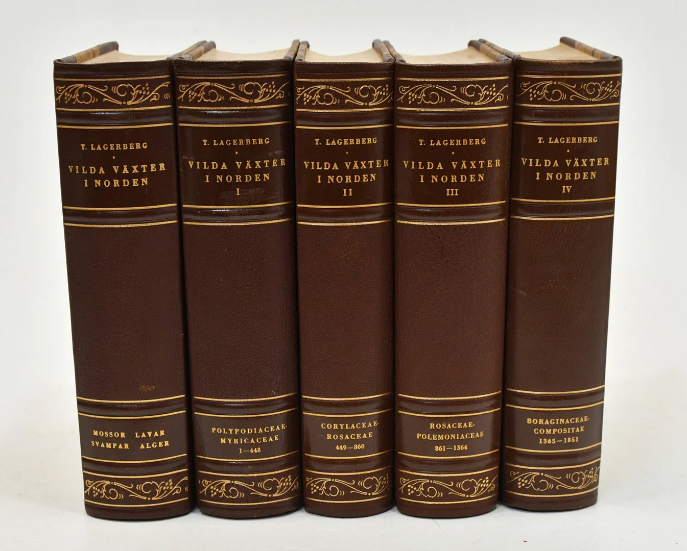 LAGERBERG T. Vilda växter i Norden I-IV + Del V. Mossor Lavar Svampar Alger. — Books — Connoisseur Bokauktioner