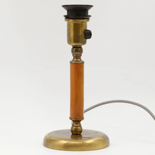 EINAR BÄCKSTRÖM. BORDSLAMPA "SWEDISH MODERN" MODELL 4755, MÄSSING, 1930/1940-TAL.
