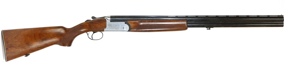 HAGELGEVÄR, fabrikat Husqvarna, modell 300, kaliber 12/76, tillv.nr 79428, se-nr SE0079502. — Shotguns — Walter Borg