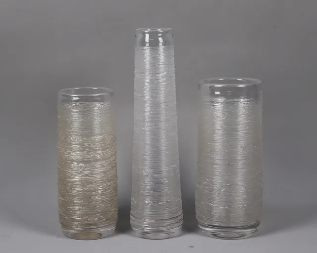 BENGT EDENFALK. Skruf, "Spun", vaser i glas, 3st.