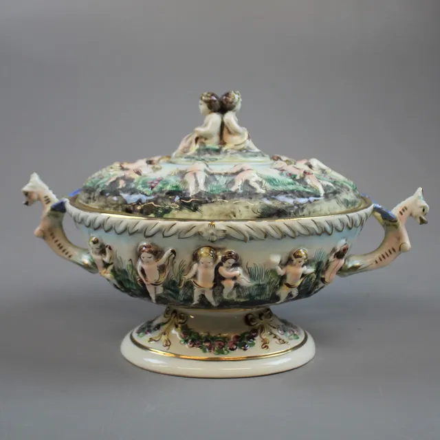 TERRIN, capodimonte Italien.