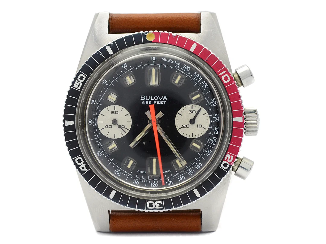 BULOVA, 666 Feet, Cal 14 EB (Valjoux 7733), Boett nr. 614043, kronograf, herrur, 38 mm, stål, manuell, plexiglas, renoverad urtavla, skadad urtavla, läderband, ca 1970. — Klockor/Bulova — Kaplans