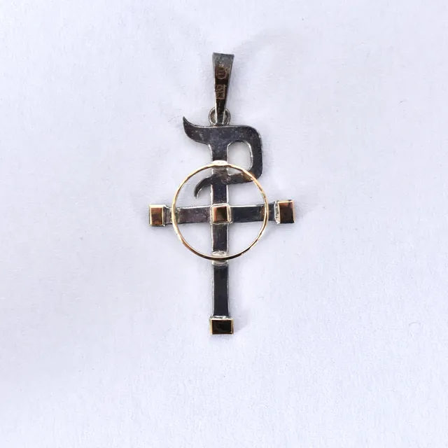 MARTIN ÖHMAN. hänge, delvis förgyllt sterlingsilver, kristen symbolik.