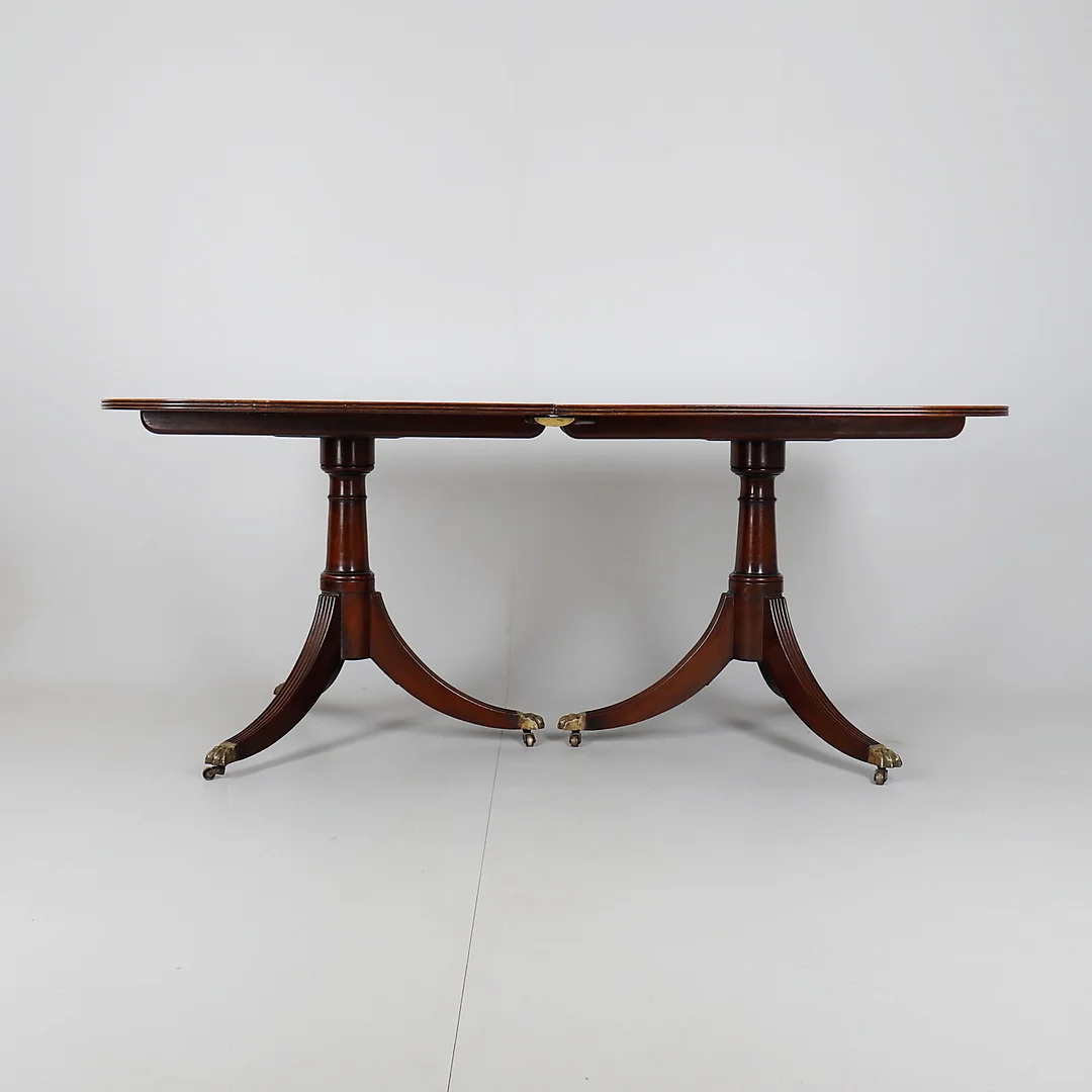 A MAHOGANY AND CROSSBANDED DINING TABLE IN GEORGE III STYLE. — Tables — Dreweatts Online
