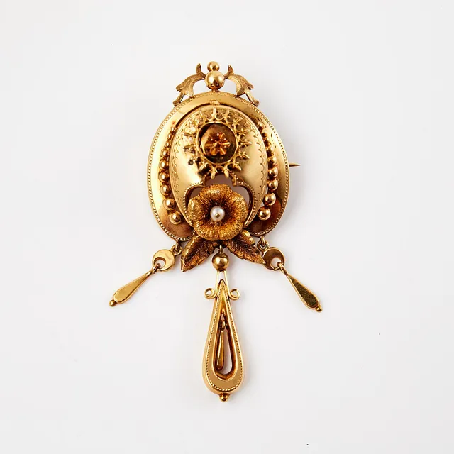 BROSCH, 18 k guld, 1 orientalisk pärla, Gustaf Dahlgren 1845-1875, Malmö 1874.