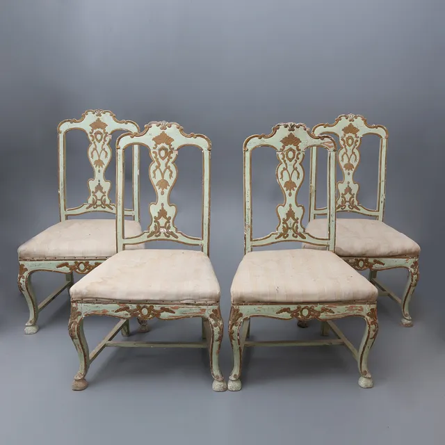 Set of four Catalan chairs in carved, painted and gilt wood, third quarter of the 18th Century.