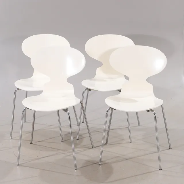 ARNE JACOBSEN. Stolar, 4 stycken, "Myran", Fritz Hansen 1976.
