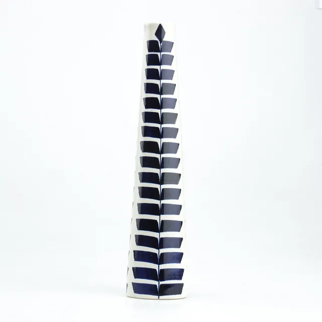KARIN BJÖRQUIST. Vas, "Indigo", porslin, Gustavsberg.