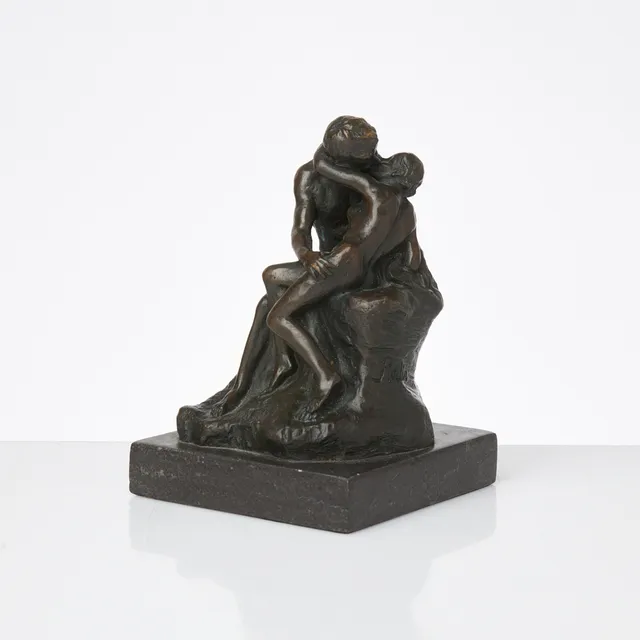 AUGUSTE RODIN. EFTER. "Kyssen", brons, L'Art Bronze France, stensockel.