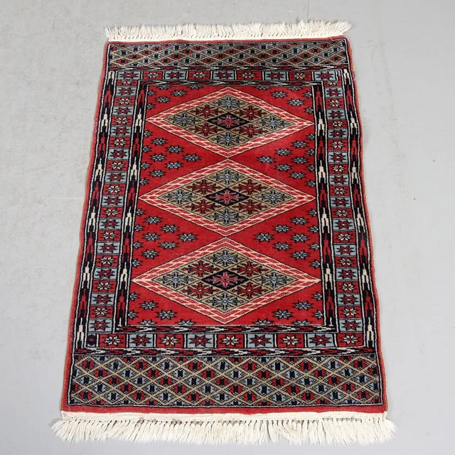 MATTA, Pakistan, 1900-tal, 89 x 61 cm.