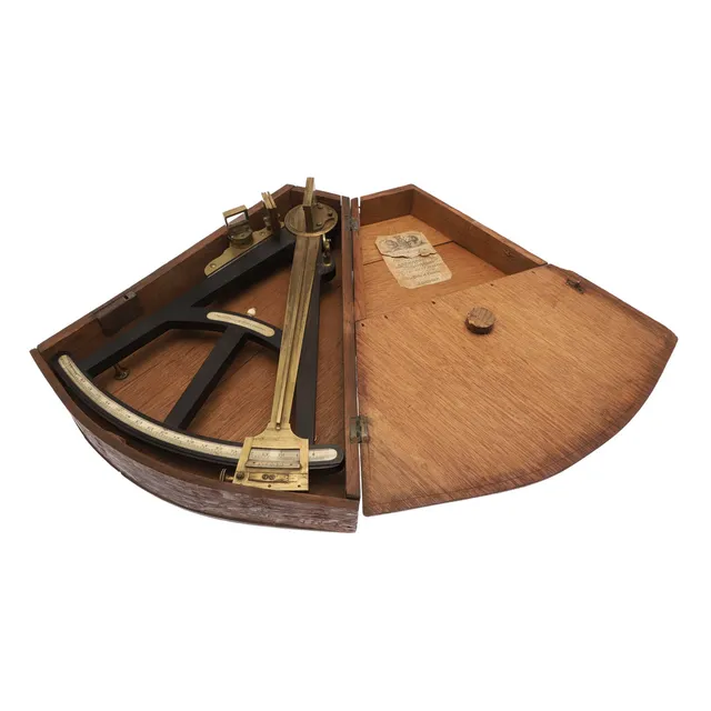EARLY 19THC MARINE OCTANT - THOMAS JONES.