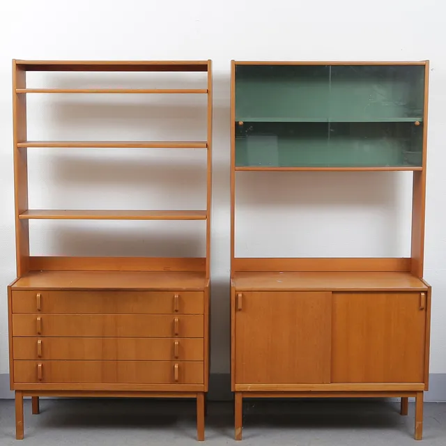 BERTIL FRIDHAGEN. BOKHYLLOR, TEAK, VITRIN, BODAFORS, 1960-TAL.