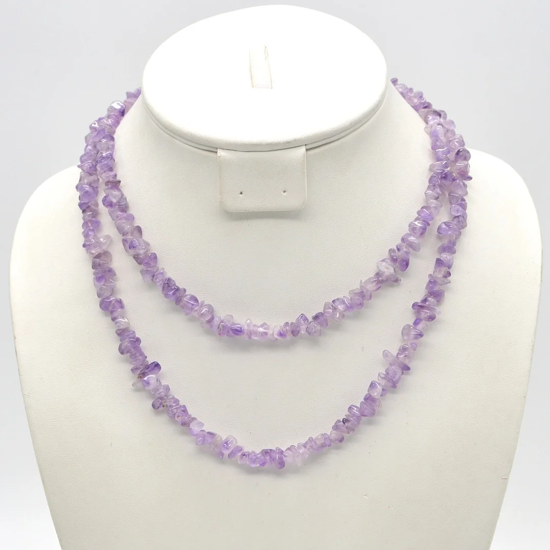 ENDLOSCOLLIER AUS AMETHYST, POLIERTE OBERFLÄCHE, 20. JAHRHUNDERT, CA. 90 CM. — Necklace — Kunst- und Auktionshaus Kleinhenz