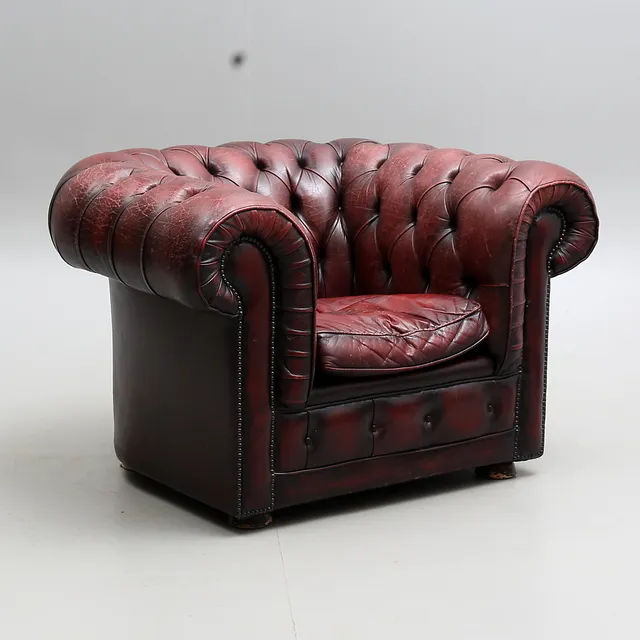 FÅTÖLJ, skinn, Chesterfield-modell, 1900-tal.