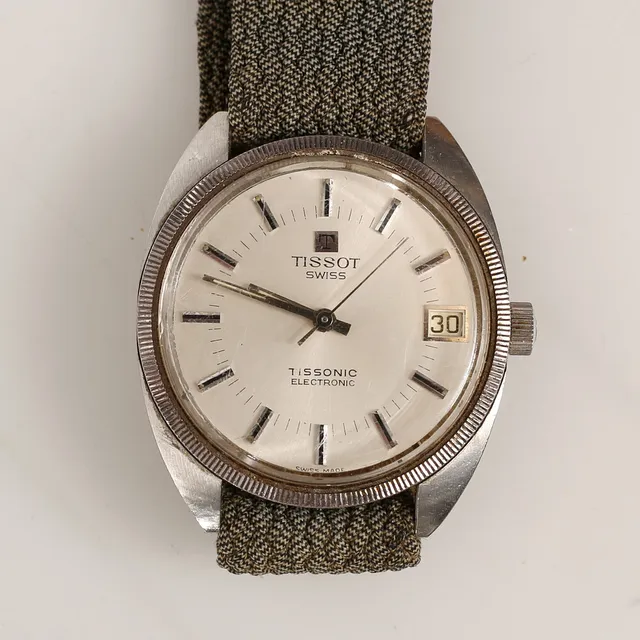 ARMBANDSUR, Tissot, Tissonic electronic, stål med textilband, 1970- tal.