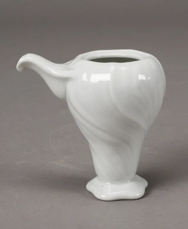 Arje Griegst for Royal Copenhagen. Flødekande