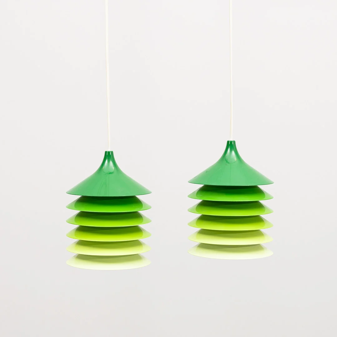 BENT BOYSEN. Taklampor, 2 st, "Duett", lackerad metall, IKEA. 1980-tal. — Ceiling lights — Auktionshuset Kolonn