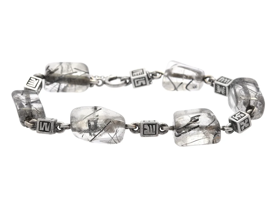 ARMBAND, silver, rutilkvarts, Sörlings Konsthantverk, Stockholm 1962, längd 21 cm, vikt 31 g. — Smycken/Armband — Kaplans