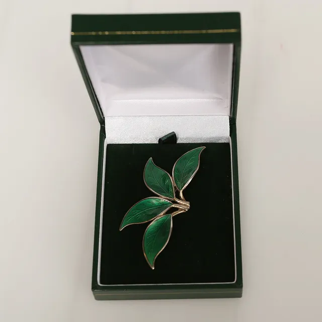 DAVID ANDERSEN, Brosch Sterlingsilver med emalj, Norge.