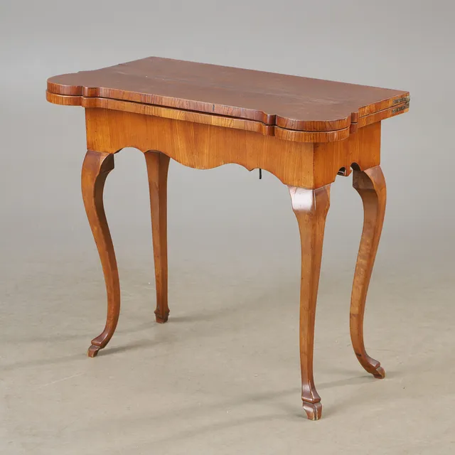 SPELBORD, mahogny med intarsia, 1900-tal.