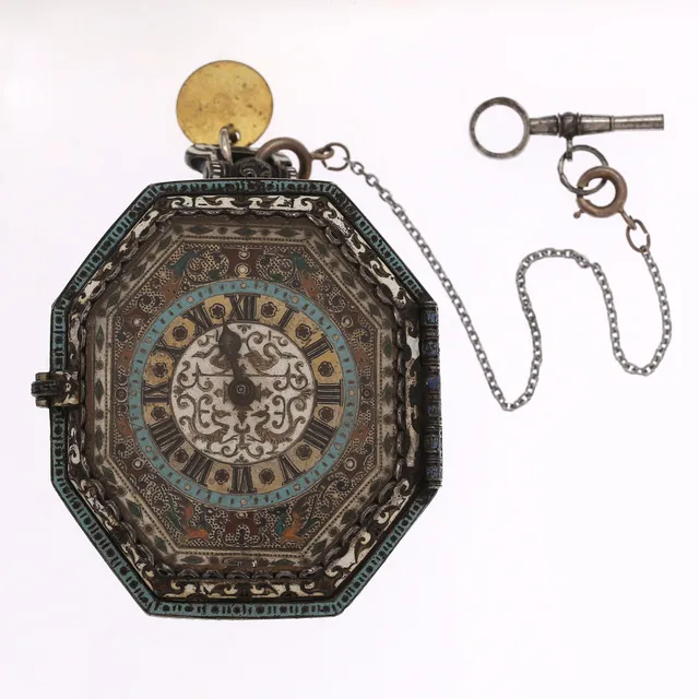 Viennese clock case in the mannerist style, second half of the 19th century.