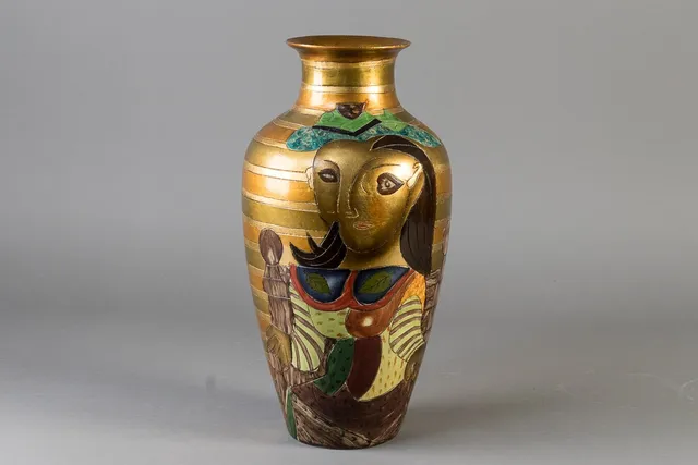 Italiensk vase i Picasso stil