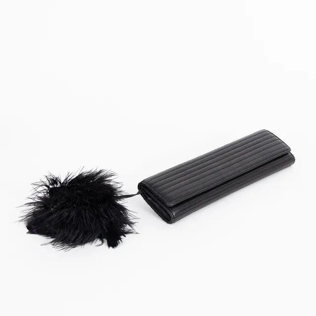 SALVATORE FERRAGAMO. Clutch, Handledsrem, Svart läder, Italien.