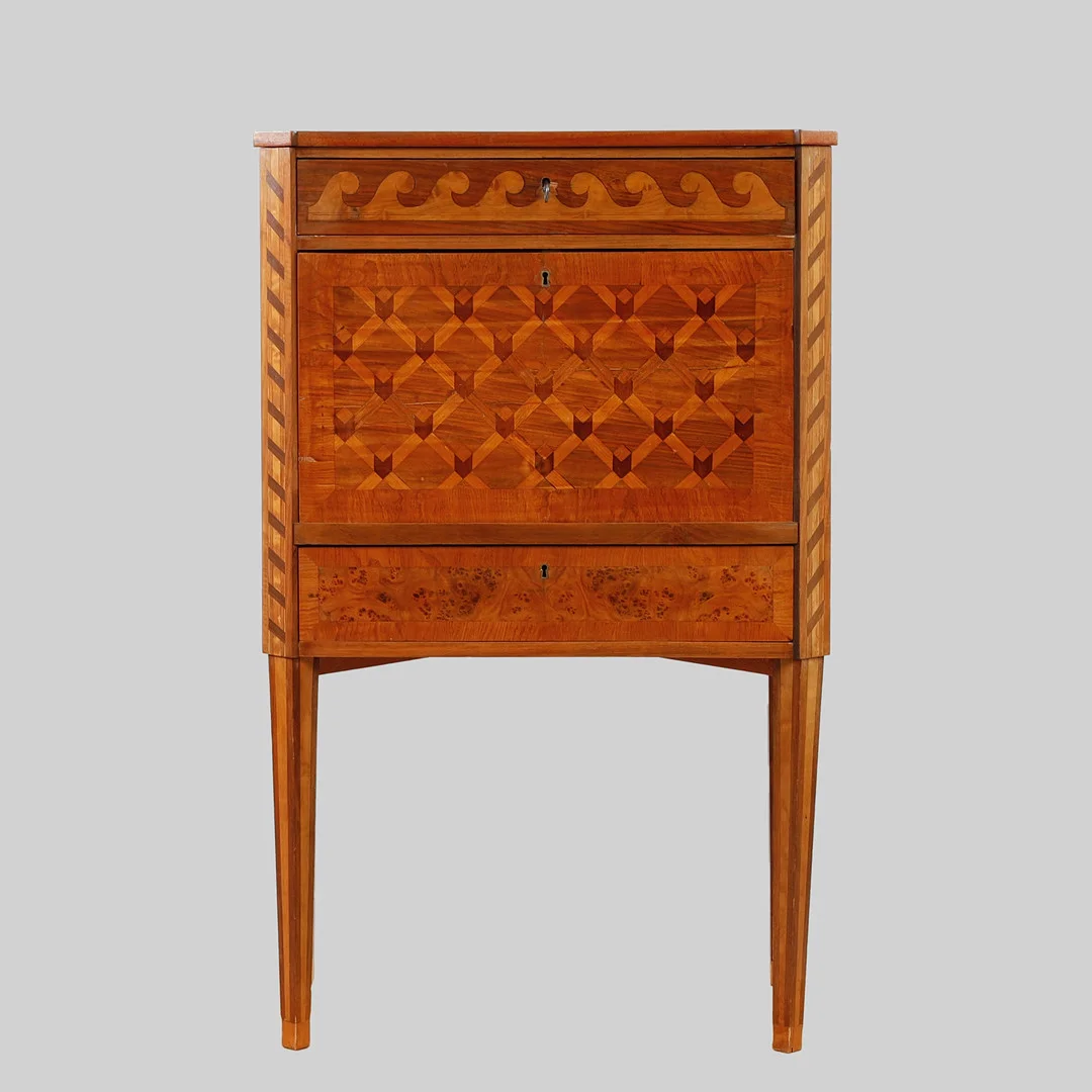 SEKRETÄR, gustaviansk stil, 1900-tal. — Chests of drawers — Göteborgs Auktionsverk