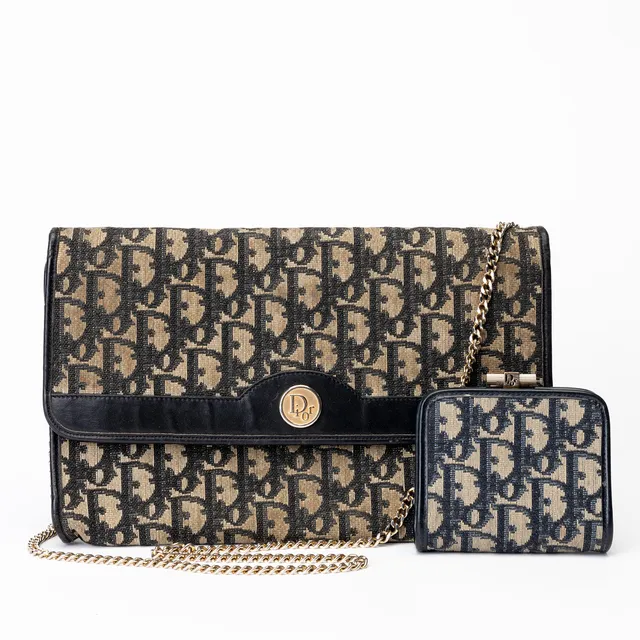 CHRISTIAN DIOR. Handväska/clutch samt Plånbok, obliquecanvas, Paris, Frankrike, 1970/80-tal.