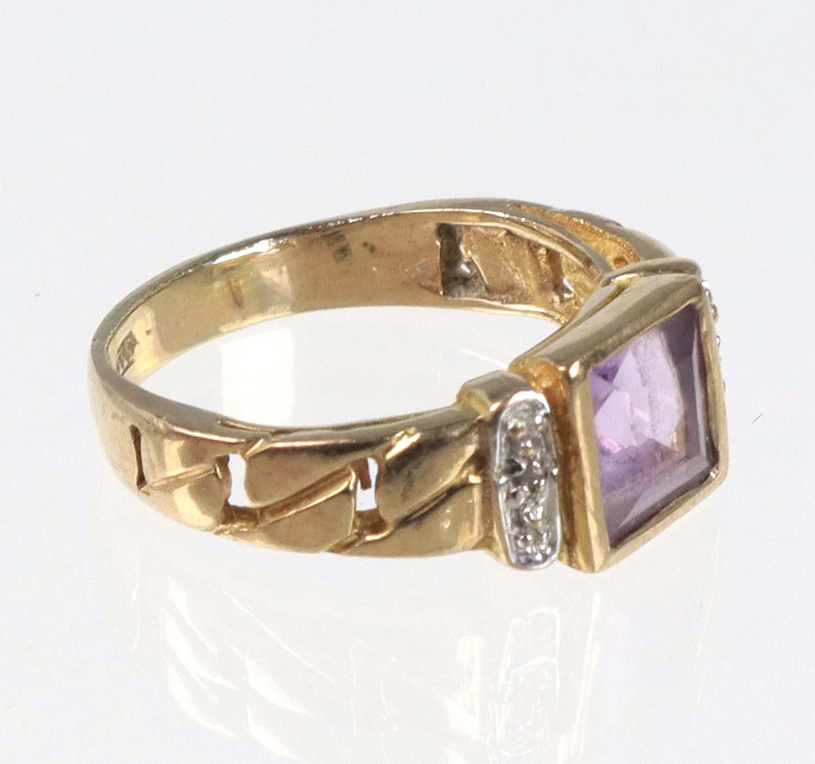 AMETHYST RING, Gold 333. — Rings — Auktionshaus Bossard
