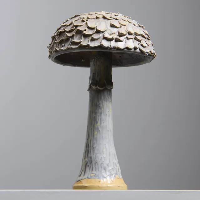 SVEN HOFVERBERG. Skulptur i form av en svamp, egen verkstad, signerad SH.