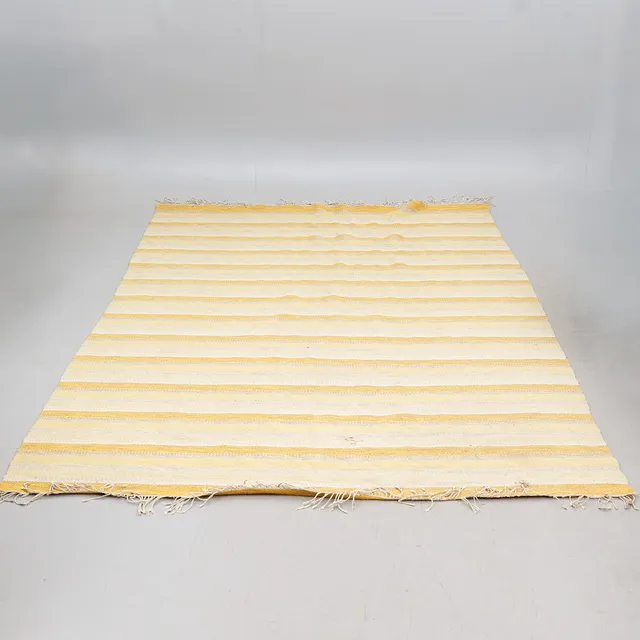 MATTA, 297x200 cm.