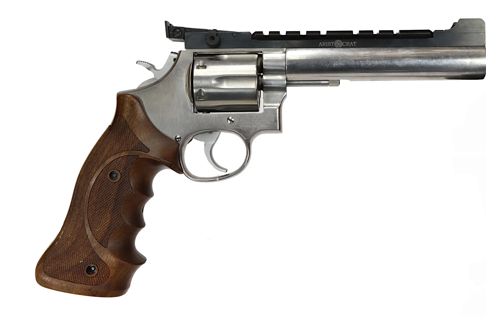 REVOLVER, Double Action, fabrikat Smith & Wesson, modell 683-3, kaliber .357 Magnum, tillv.nr BHP7956, se-nr SE2383491. — Revolvers — Walter Borg