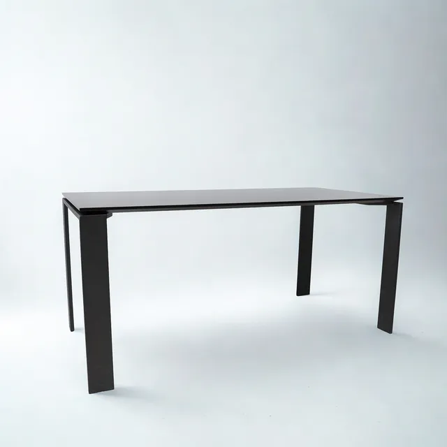 FERRUCCIO LAVIANI. Bord, "Four" Kartell, svartlackat trä, Ben i svartlackat stål.