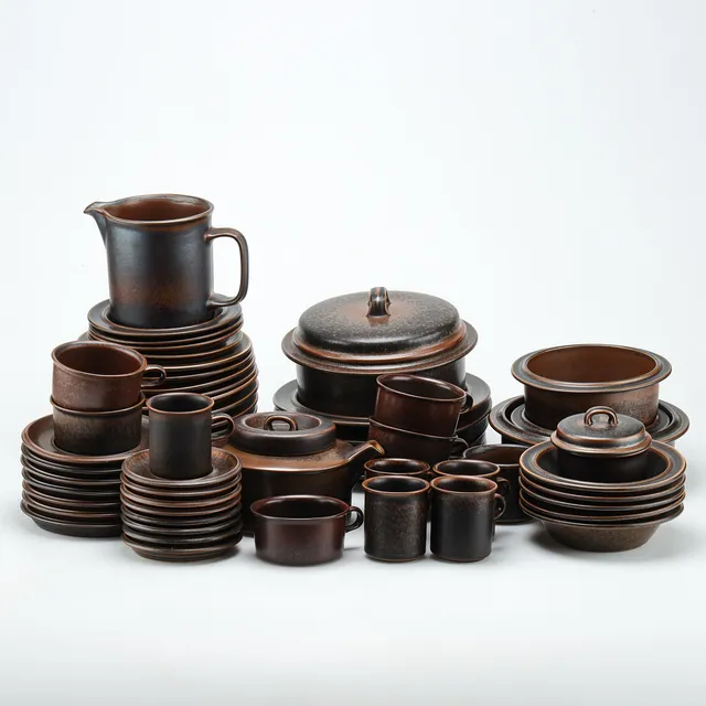 ULLA PROCOPÉ. Servis "Ruska", 60 delar, Arabia, Finland, 1900-talets andra hälft.