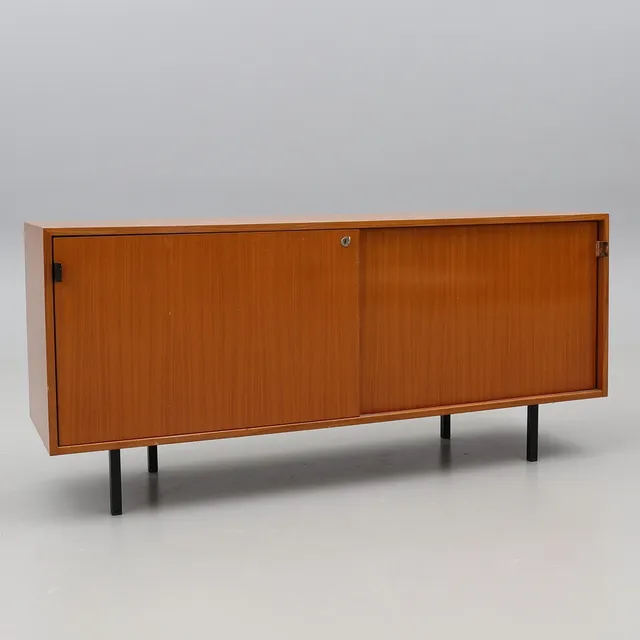 SIDEBOARD, Florence Knoll, Knoll International, licenstillverkat av NK:s verkstäder i Nyköping, 1960-tal.