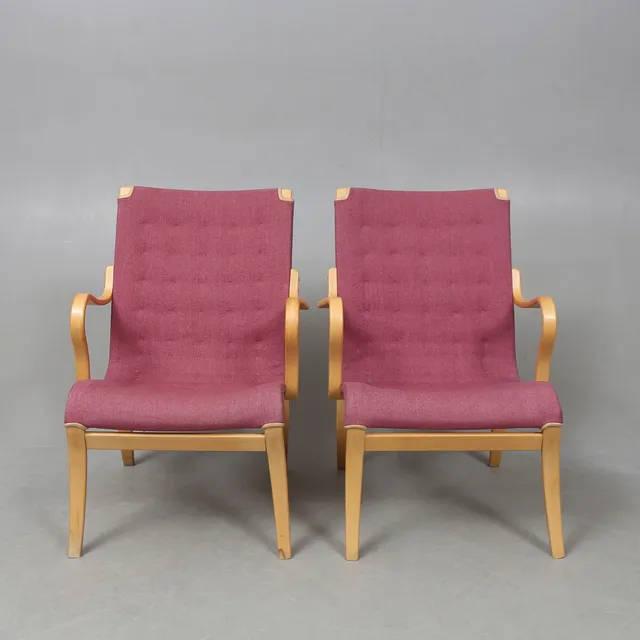BRUNO MATHSSON. Fåtöljer, ett par, "Mina". Mathsson international, Värnamo.