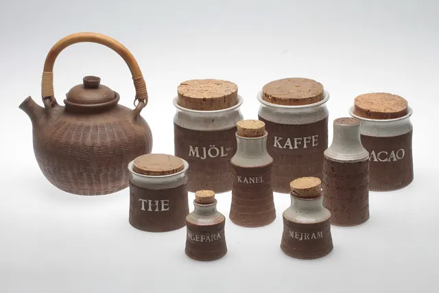 KERAMIKFÖREMÅL, 9 delar, Signe Persson-Melin, design 1955.