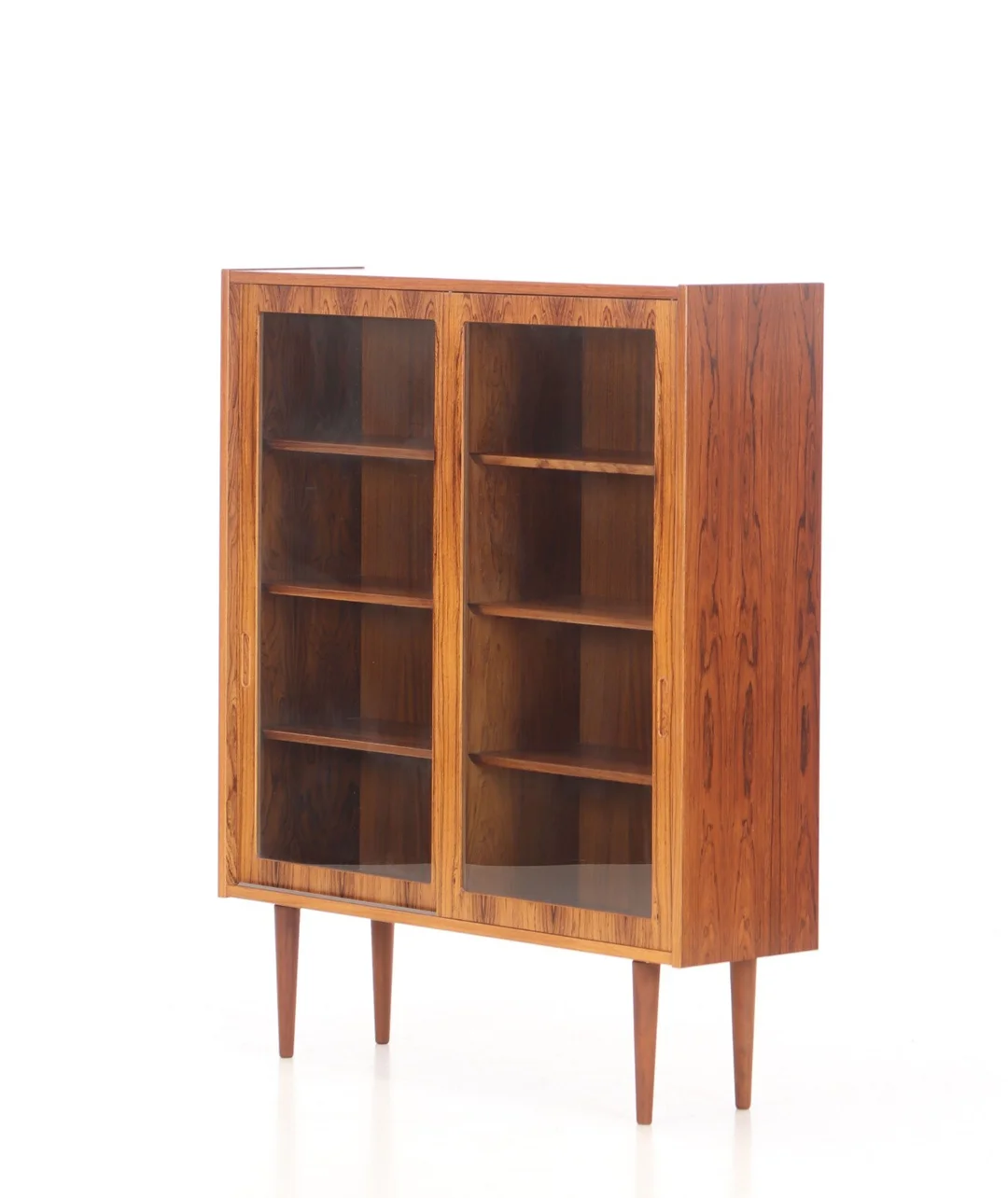 Carlo Jensen for Hundevad & Co. Rosewood display cabinet, 1960s — Furniture/Cabinets, chests of drawers — Lauritz