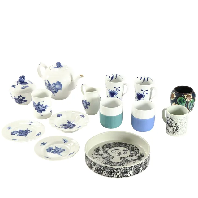 Royal Copenhagen / Royal Porcelain, Herman A. Kähler etc. MEGA, Blue Flower Braided etc. Collection of various parts of service etc. (14)