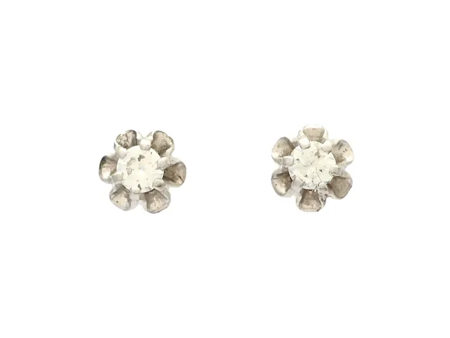 ENSTENSÖRHÄNGEN, 18K vitguld, briljantslipade diamanter ca 0,08 ctv, ca TW/VS, vikt 0,8 g, stift.