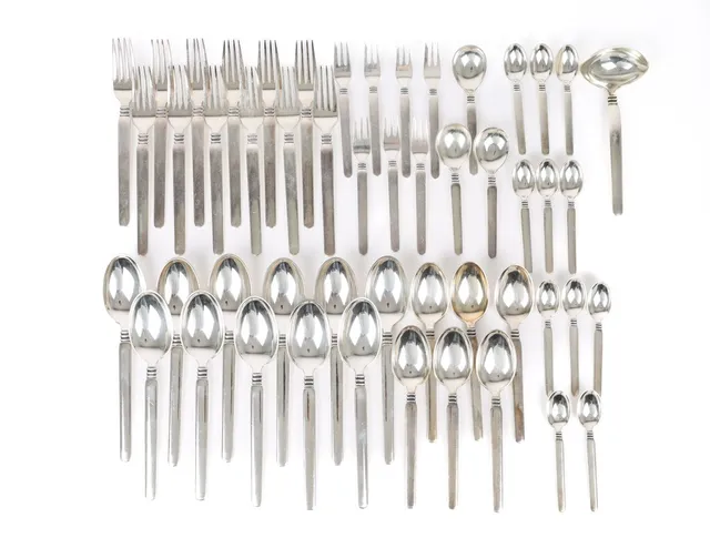 Horsens Silverware Factory. Silver cutlery, 'Windsor' (51)
