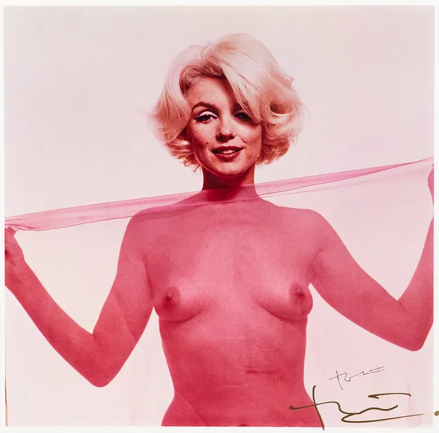 BERT STERN. Last Sitting - Marilyn Monroe, Dye Transfer Print, 50 x 50 cm.