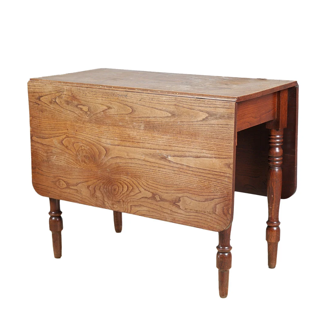A 19TH CENTURY ELM DROP LEAF TABLE. — Dining tables — Bishop & Miller