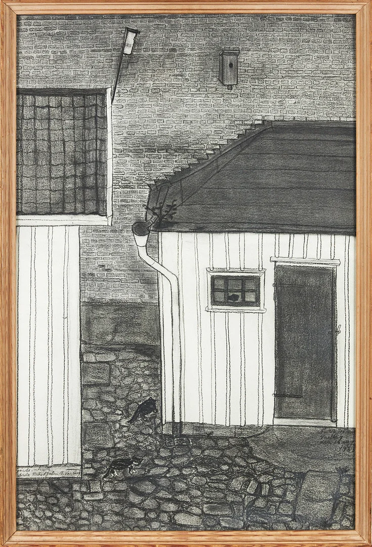 MONA JOHANSSON. "Uthus, fågelholkar och kattor", kolteckning, signerad och daterad Varberg 1963. — Paintings — Stockholms Auktionsverk Magasin 5