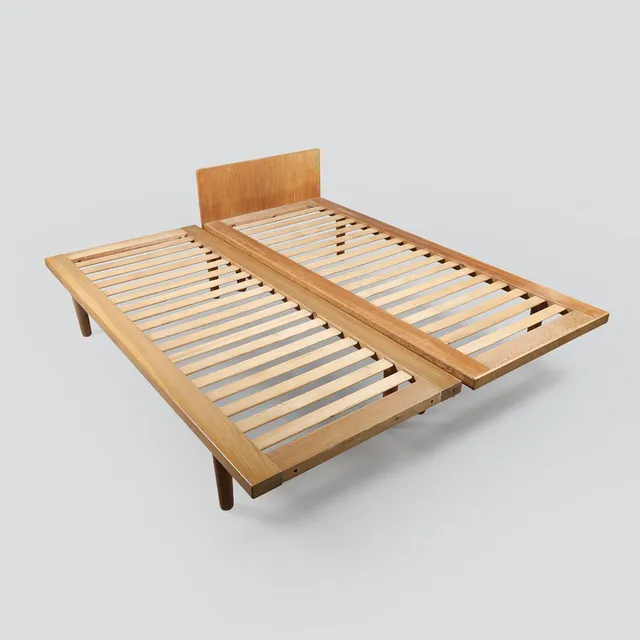 HANS J WEGNER. Getama. Et par senge / daybeds af egetræ, 1960'erne (2).
