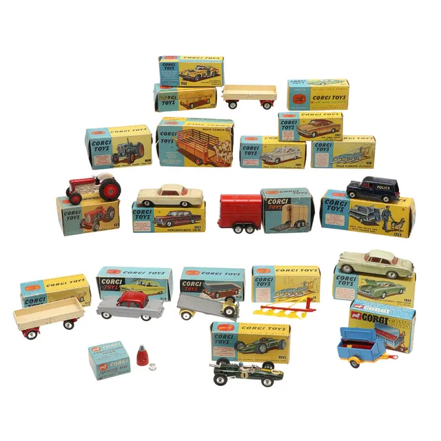 CORGI TOYS - BOXED DIE CAST TOYS & EMPTY BOXES.