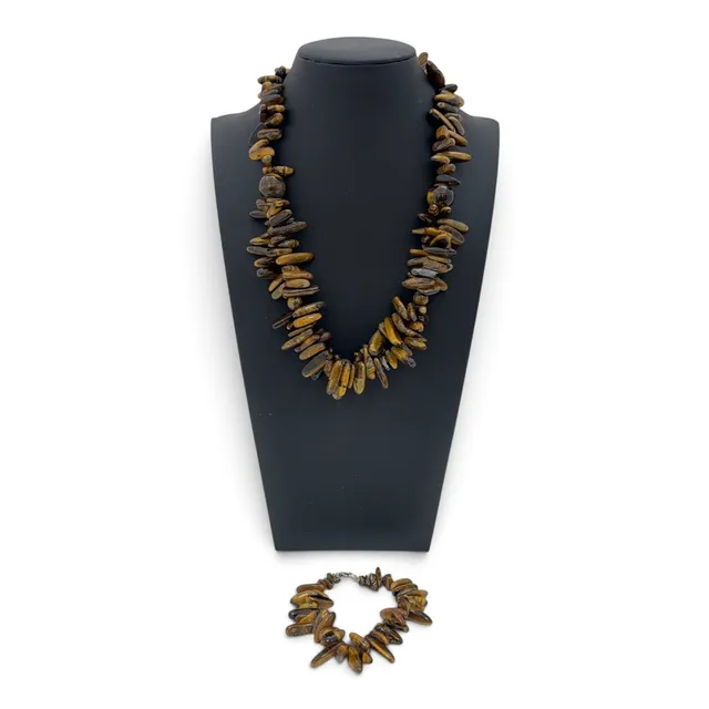 TIGER'S EYE NECKLACE AND BRACELET.