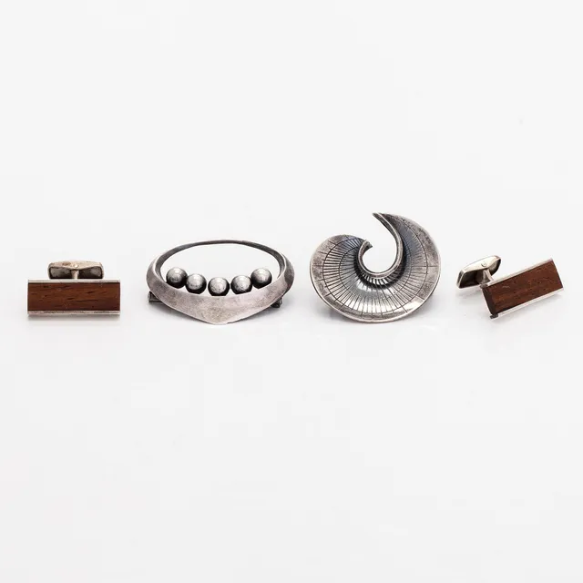 Erik Granit, broscher och manschettknappar, silver, trä, Helsingfors 1960-tal.
