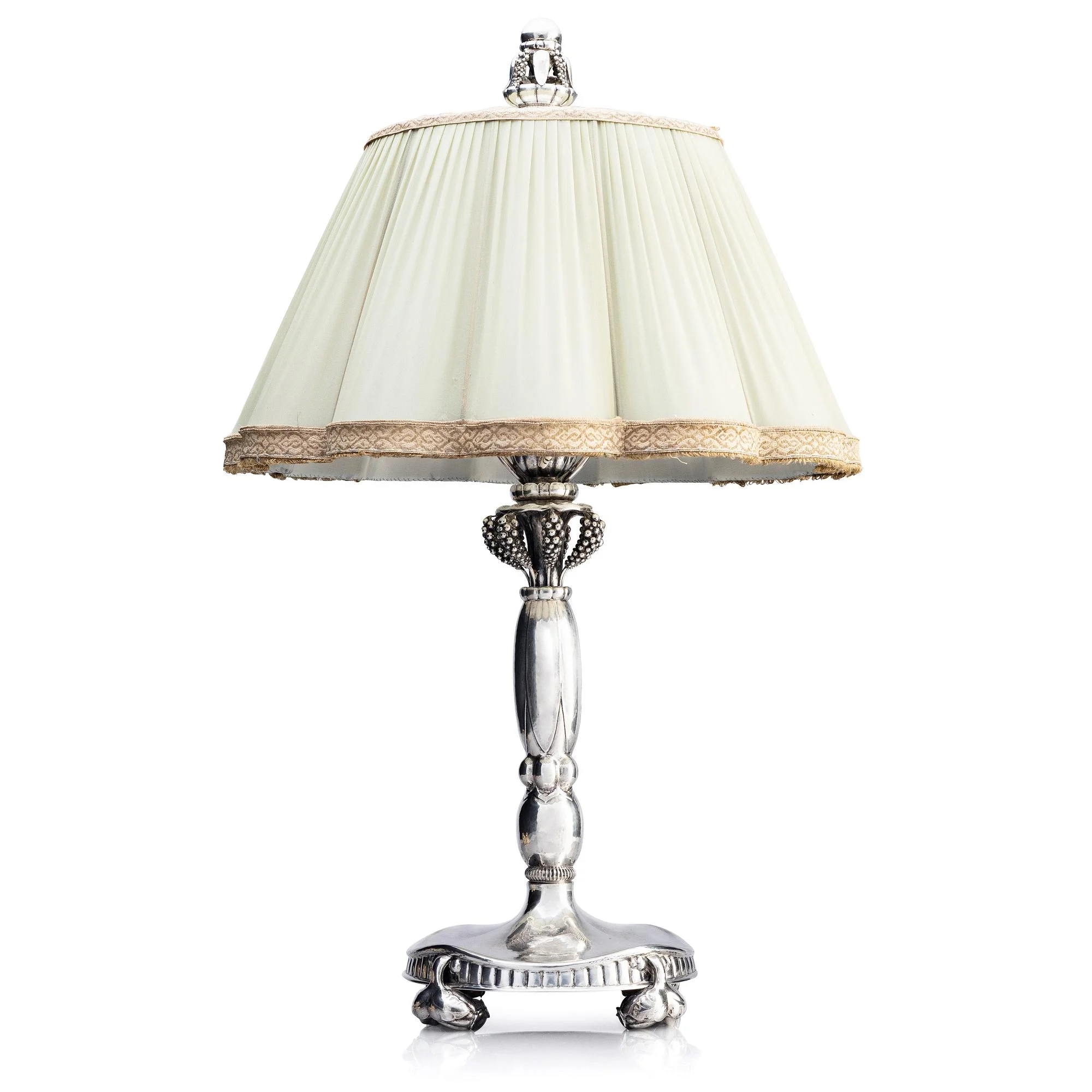 Georg Jensen, bordslampa, Köpenhamn 1919, 830/1000 silver, designnr 79. — Bukowskis